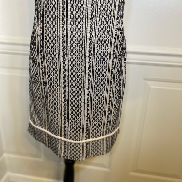 Madewell Tidal Wave embroidered shift dress with front pockets Black Cream Sz M - Picture 7 of 12